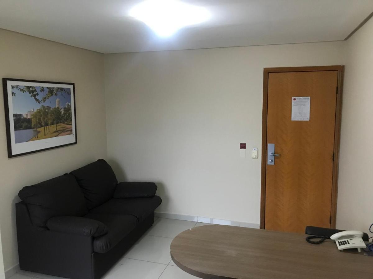 Crystal Place Apartment
