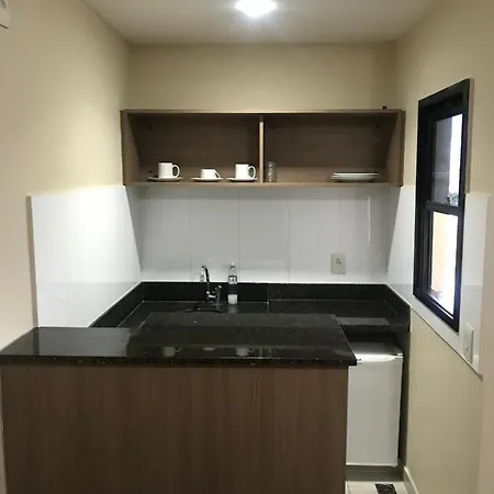 Flat no Bristtol Hotel, Super Confortável , Andar Alto, Arejado, Linda Vista, Ótima Localização Goiânia Exterior foto