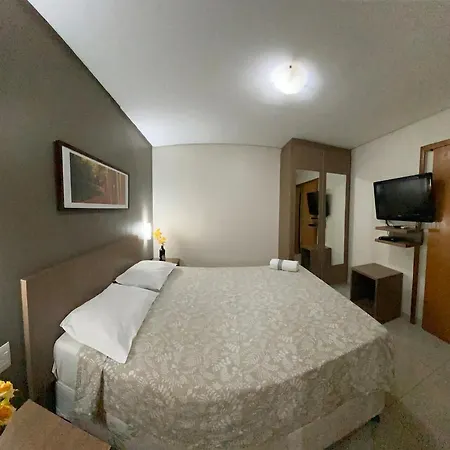 Flat no Bristtol Hotel, Super Confortável , Andar Alto, Arejado, Linda Vista, Ótima Localização Goiânia Exterior foto